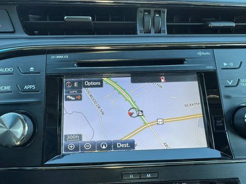 Used 2016 Toyota Avalon Touring image 21