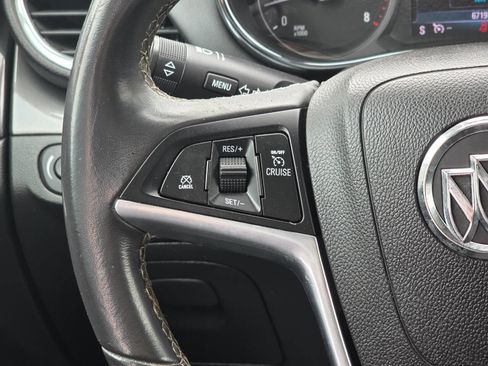 Used 2020 Buick Encore Preferred w/ Safety Package FWD image 13