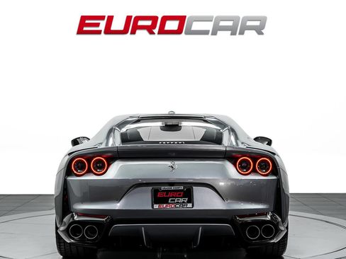 Used 2020 Ferrari 812 Superfast RWD image 4