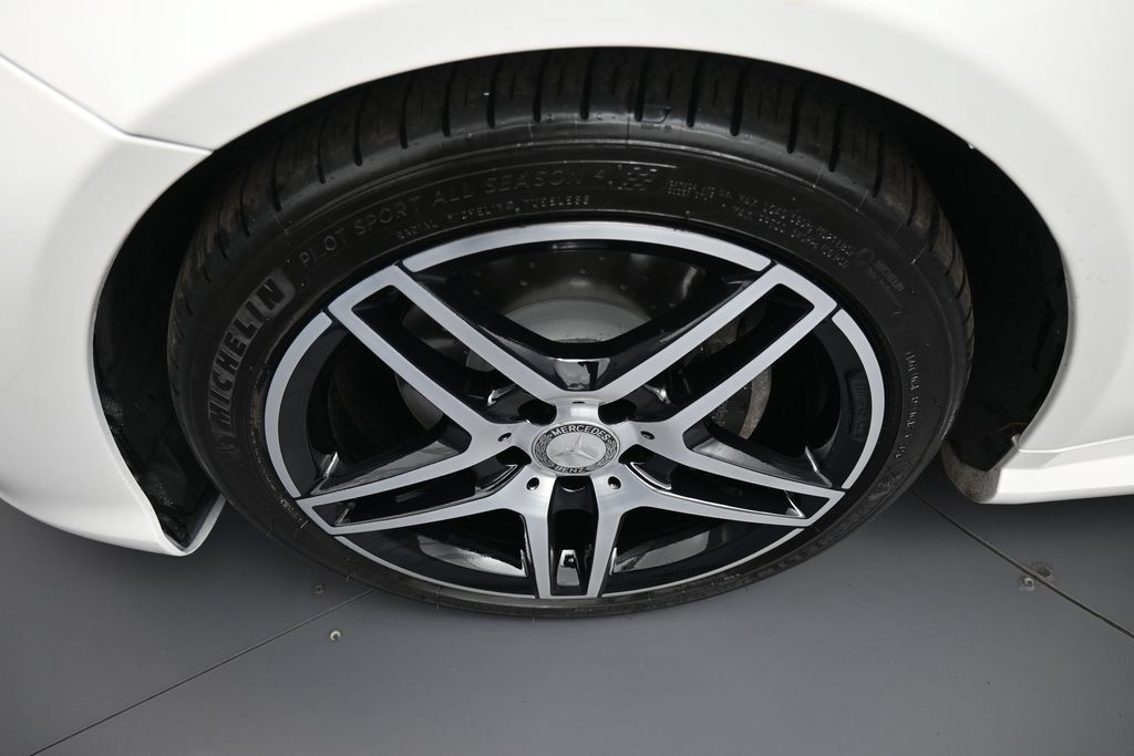 Used 2017 Mercedes-Benz E 400 4MATIC Coupe image 14
