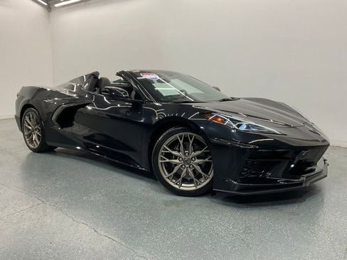 Used 2024 Chevrolet Corvette Stingray Preferred Conv RWD image 2