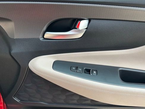 Used 2020 Hyundai Santa Fe SEL image 10