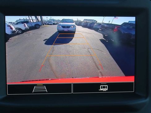 Used 2023 Chevrolet Silverado 1500 Custom image 18