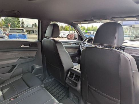 Used 2022 Volkswagen Atlas Cross Sport SE AWD/4WD image 33