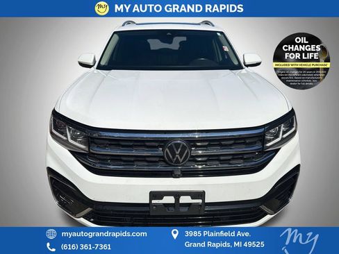 Used 2023 Volkswagen Atlas SEL Premium AWD/4WD image 2