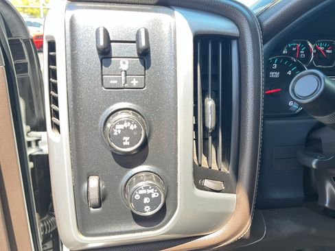 Used 2017 GMC Sierra 1500 SLT AWD/4WD image 12