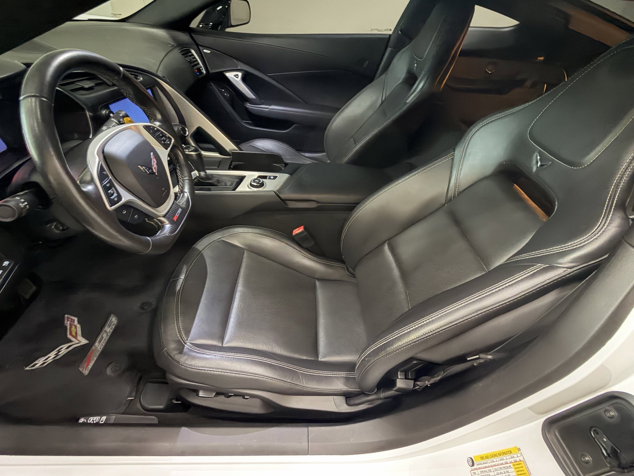 Used 2019 Chevrolet Corvette Z06 RWD image 11
