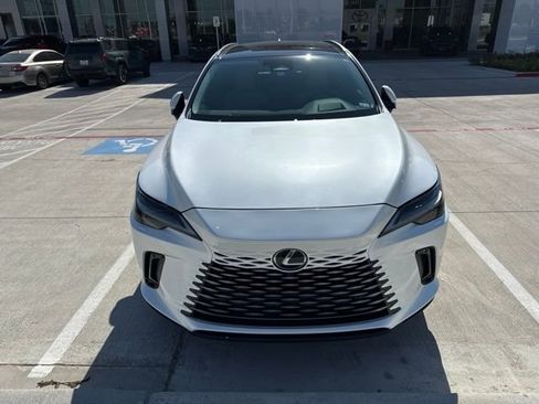 Used 2024 Lexus RX 350 w/ Convenience Package AWD/4WD image 3
