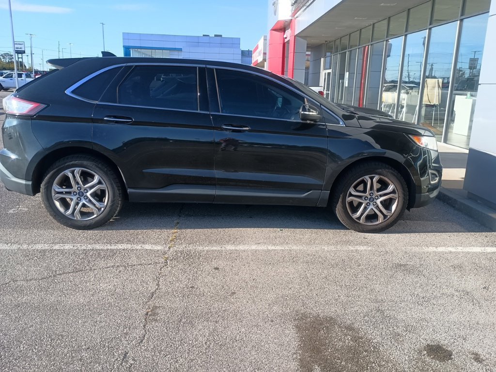 Used 2015 Ford Edge Titanium AWD/4WD image 5