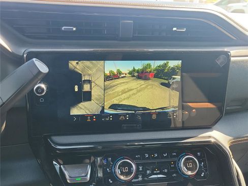 New 2026 GMC Sierra 2500 AT4 w/ AT4 Premium Plus Package image 28