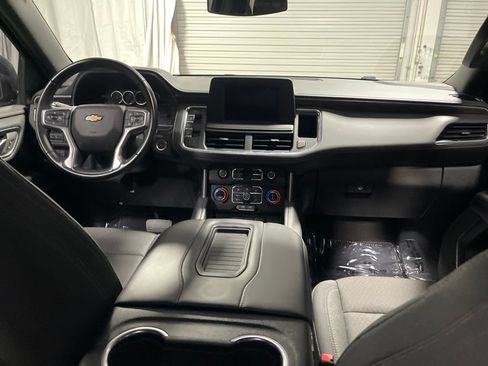 Used 2024 Chevrolet Tahoe LS RWD image 16