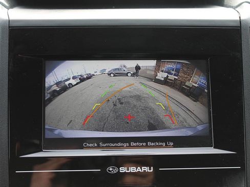 Used 2017 Subaru Impreza 2.0i Premium image 34