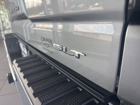 Used 2024 GMC Sierra 1500 SLT AWD/4WD image 13