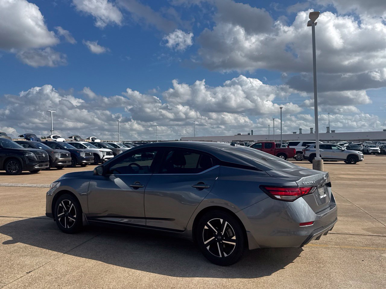 Used 2025 Nissan Sentra SV w/ Trunk Package FWD image 17