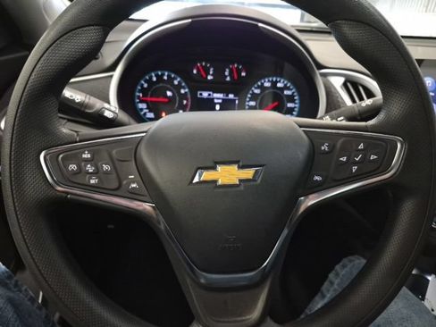 Used 2024 Chevrolet Malibu LT FWD image 13