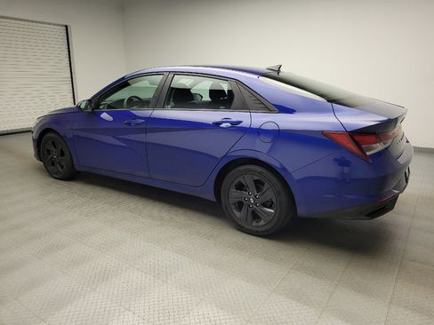 Used 2021 Hyundai Elantra SEL w/ Cargo Package FWD image 3
