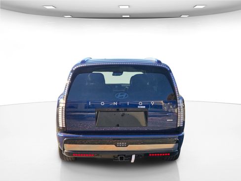 New 2026 Hyundai Ioniq 9 Calligraphy image 7