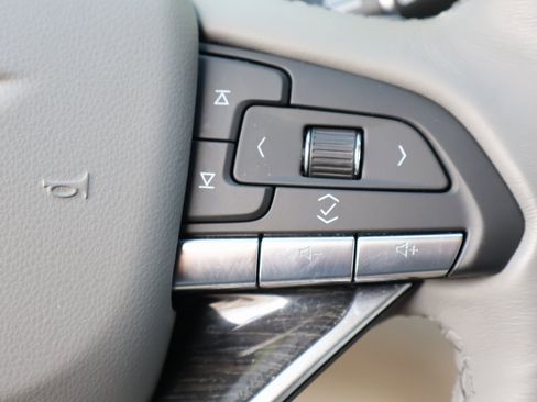 Used 2022 Cadillac XT6 Premium Luxury image 19