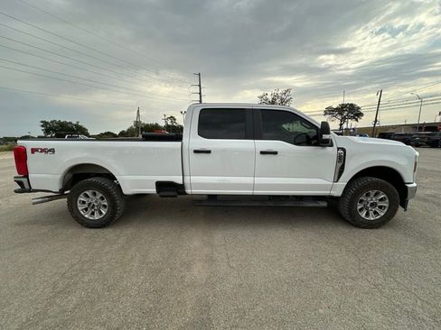 Used 2024 Ford F250 XL w/ FX4 Off-Road Package AWD/4WD image 5