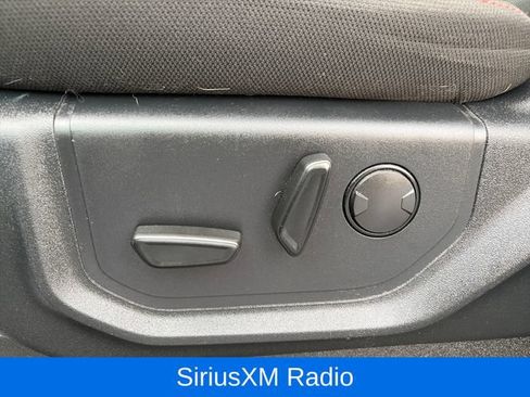 Used 2019 Ford F150 XLT w/ Equipment Group 302A Luxury AWD/4WD image 16