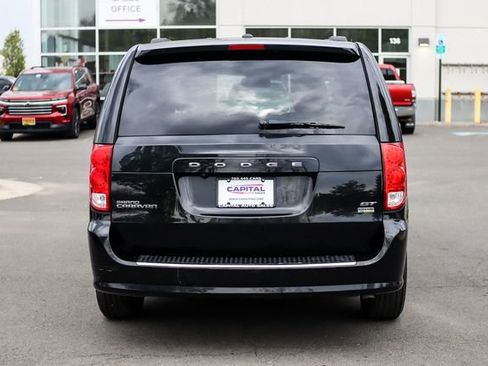 Used 2019 Dodge Grand Caravan GT FWD image 6