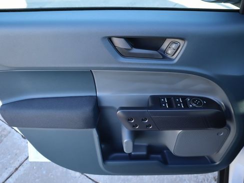 New 2026 Ford Maverick XL w/ 4K Tow Package image 16