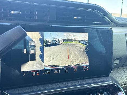 Used 2024 GMC Sierra 2500 Denali w/ Denali Reserve Package AWD/4WD image 20