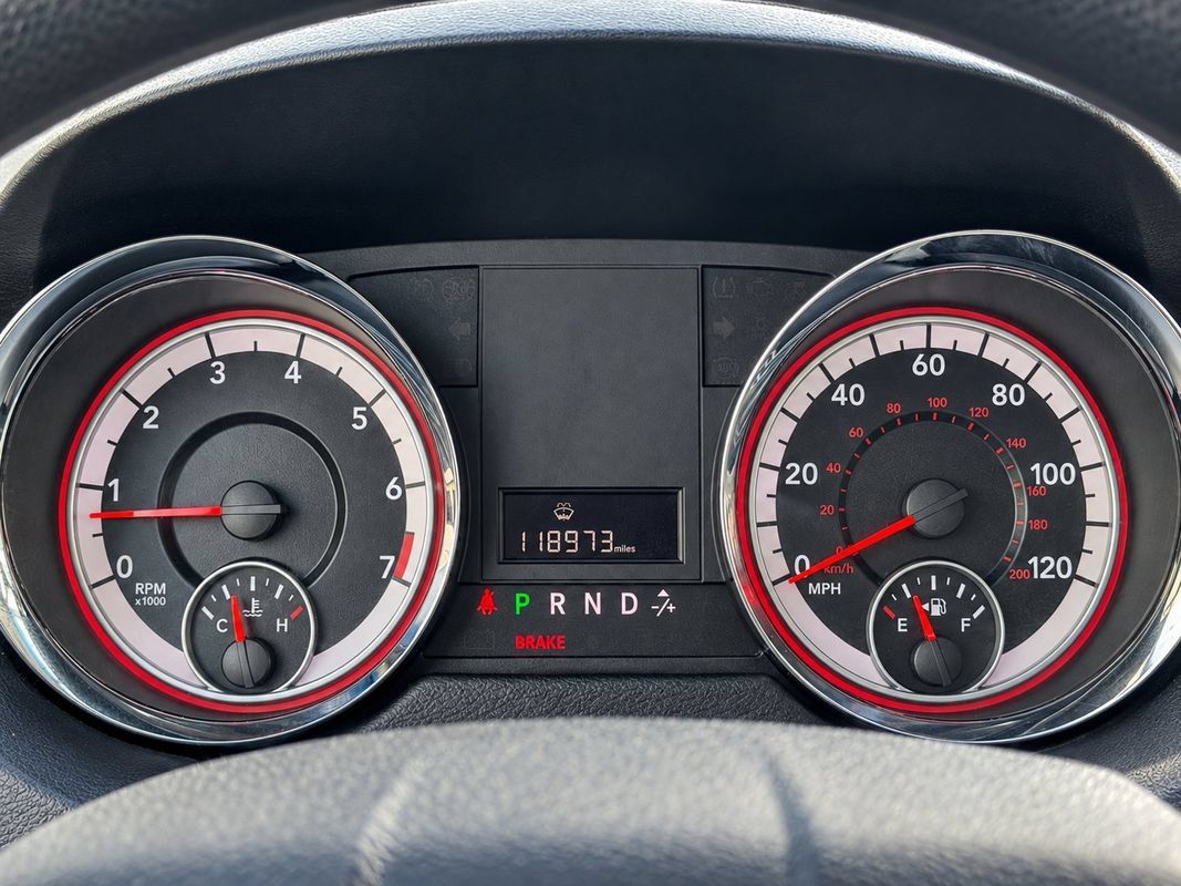 Used 2013 Dodge Grand Caravan American Value Package FWD image 14