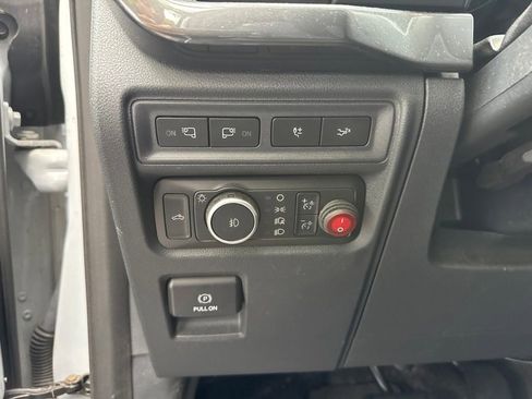 Used 2022 Ford F150 XLT w/ Equipment Group 302A High AWD/4WD image 8