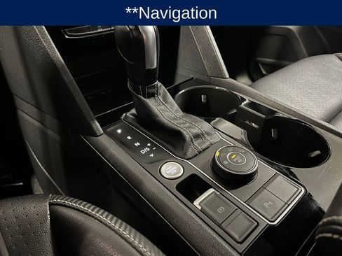 Used 2022 Volkswagen Atlas Cross Sport SEL R-Line image 14