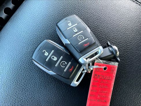 Used 2021 RAM 1500 Lone Star image 15