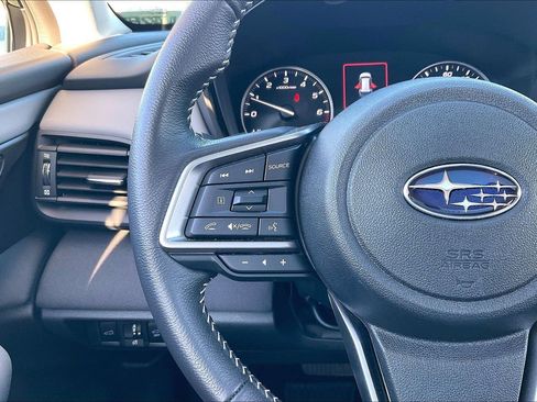 Certified 2025 Subaru Outback Premium w/ Popular Package #1A image 19