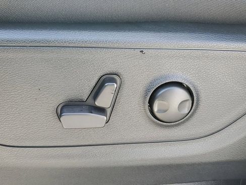 New 2026 RAM 1500 4x4 Crew Cab image 22