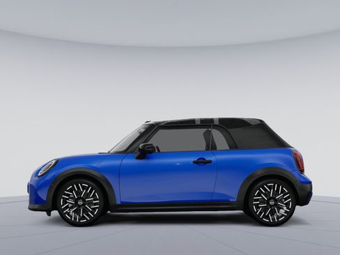Used 2025 MINI Cooper S image 2