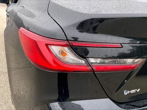 Used 2025 Toyota Camry LE FWD image 28