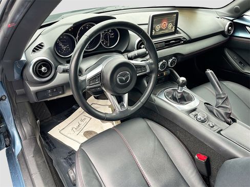 Used 2017 MAZDA MX-5 Miata Grand Touring image 8