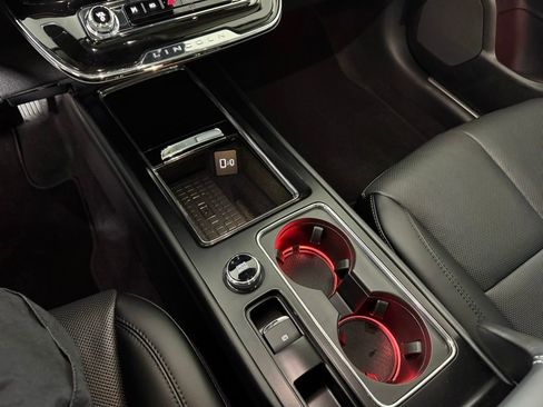 New 2026 Lincoln Corsair Premiere image 34