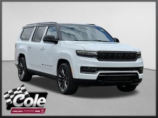 Used 2025 Jeep Grand Wagoneer L Series III w/ Quick Order Packagew 28T AWD/4WD video 1