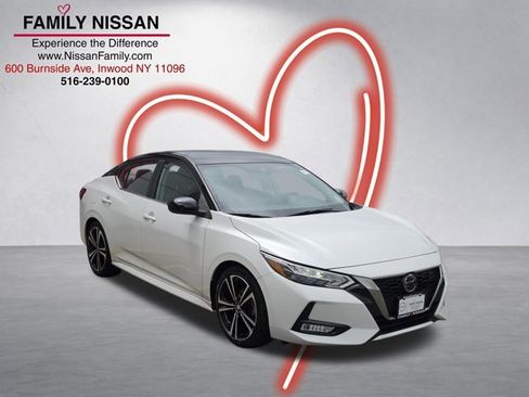 Certified 2021 Nissan Sentra SR FWD image 1