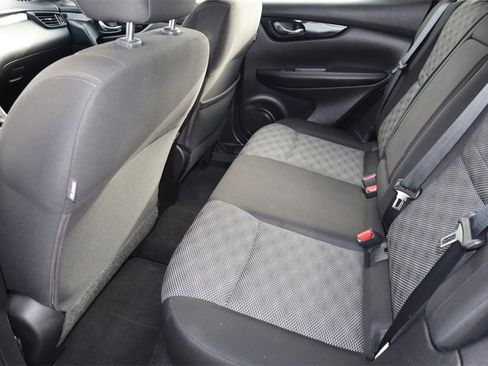 Certified 2021 Nissan Rogue Sport SV image 13