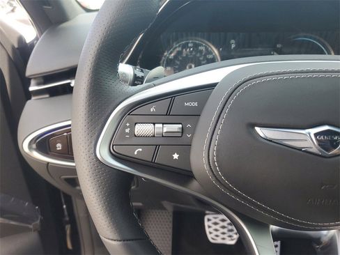 Used 2024 Genesis GV70 3.5T Sport image 15