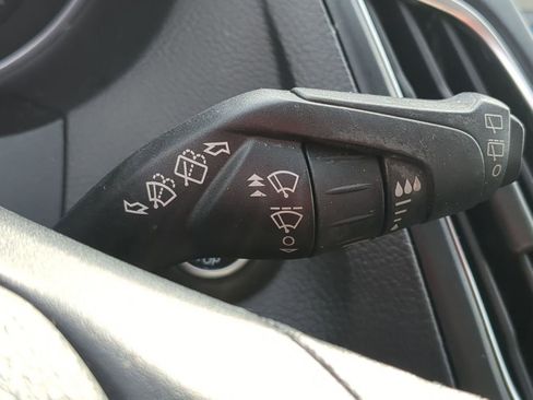 Used 2017 Ford Focus Titanium image 29