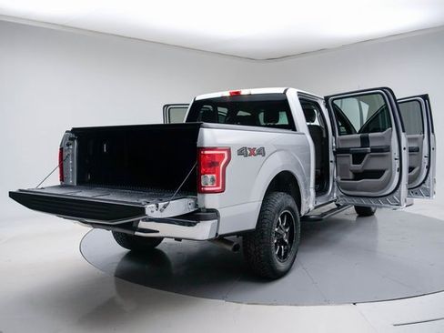 Used 2017 Ford F150 XLT image 21