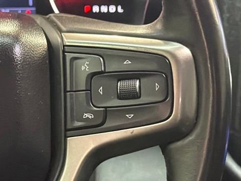 Used 2019 Chevrolet Silverado 1500 LT Trail Boss w/ Convenience Package AWD/4WD image 16