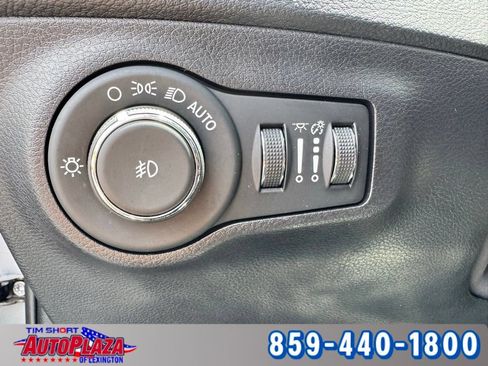 Used 2020 Jeep Compass Latitude FWD image 26