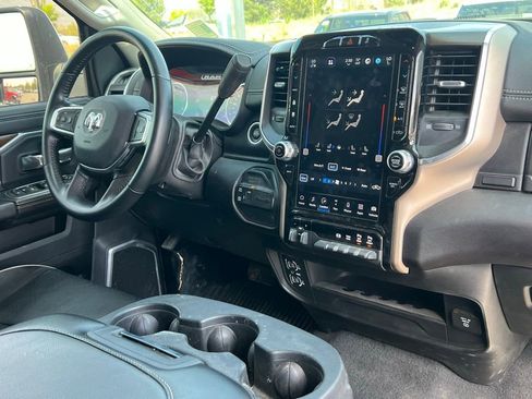 Used 2023 RAM 2500 Laramie AWD/4WD image 18