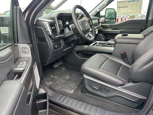 New 2025 Ford F250 Lariat w/ Lariat Ultimate Package image 8
