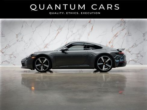 Used 2022 Porsche 911 Carrera 4S AWD/4WD image 4
