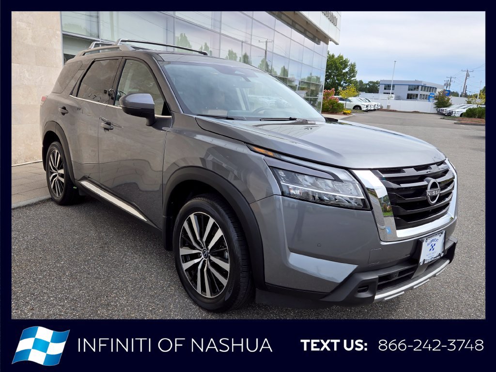 Used 2023 Nissan Pathfinder Platinum AWD/4WD image 19