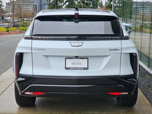 New 2026 Cadillac Lyriq Signature Sport w/ Nappa Leather Package image 4